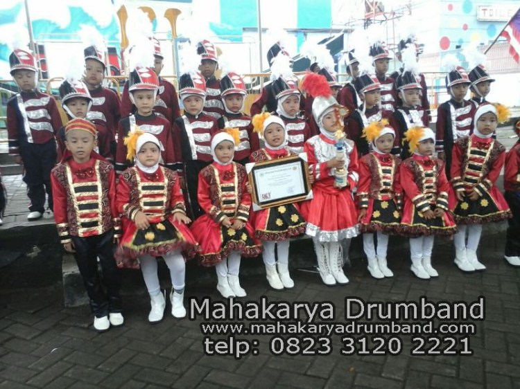 Jual Seragam Pasukan Drumband, Seragam Pasukan Khusus, Seragam Pasukan Garuda, Seragam Pasukan PBB, Seragam Pasukan Bagus